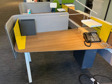 Load image into Gallery viewer, Cluster of 4 Offices
