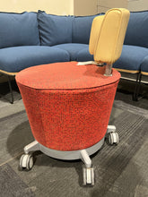 Charger l'image dans la galerie, Hello Mini Mobile Lounge Chair - Advanced Business Interiors Store
