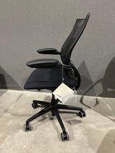 Load image into Gallery viewer, Humanscale Liberty Task Chair
